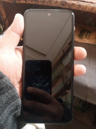 Infinix Hot 30 Play lush Condition with box and original charger