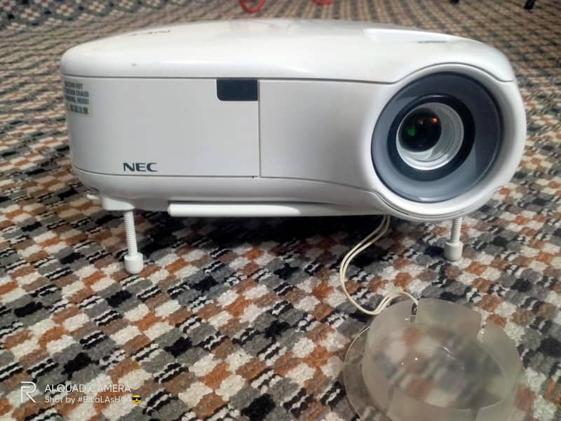 Projector -- پروجیکٹر 0