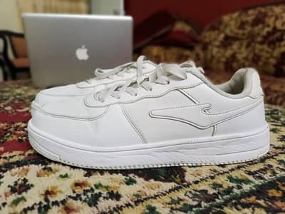 Uk 8 - White sneakers / * Premium quality *