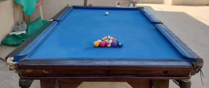 HOME USED SNOOKER TABLE 4/8