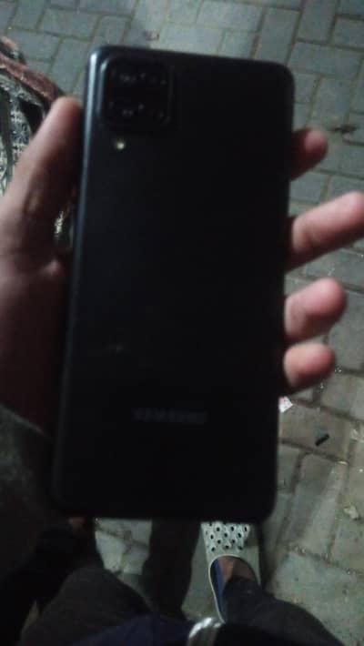 Samsung A12