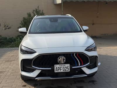 MG hs PHEV like new condition PPF done