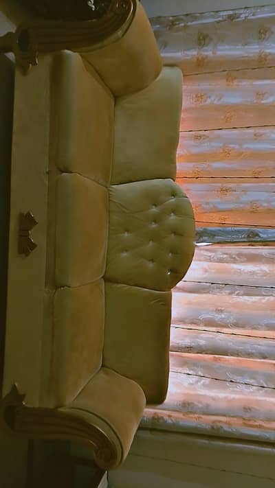 poshish sofa