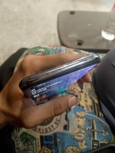 (oneplus N200) free pouch yah offer kuchh time ke liye hai