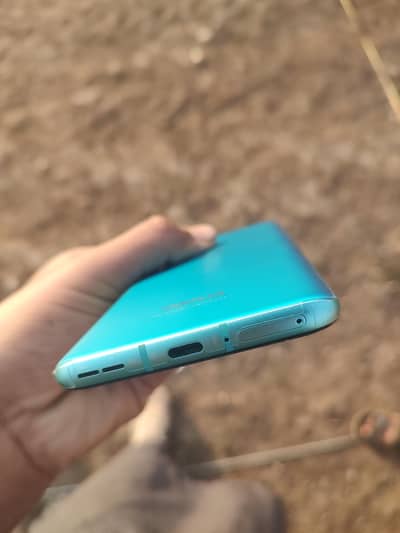 one plus 8t 12 / 256