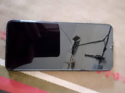 Qsmart ultra with box and charger 6gb +6gb extendable ram 128 rom