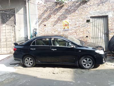 Black CROLA Altis 2010 model full option atuo
