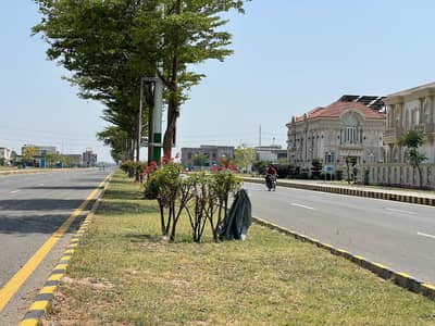 1 Kanal Plot For Sale DHA Phase 7 Q-Block