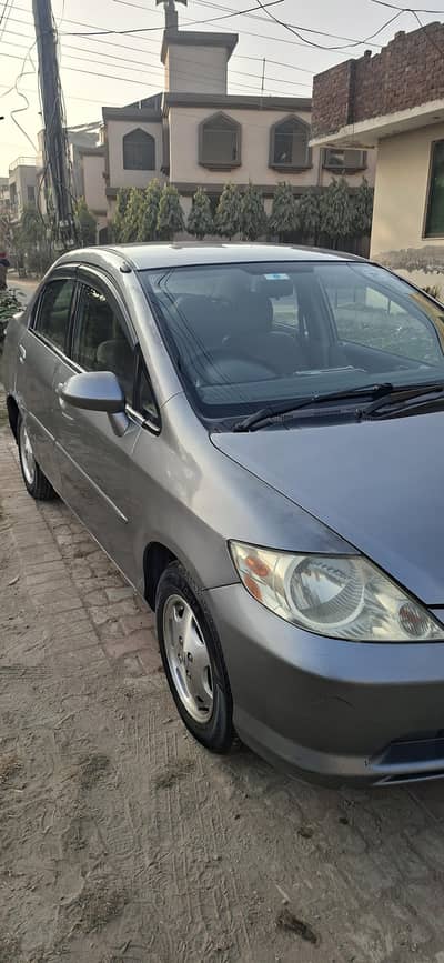 2005/2006 like a brand new car