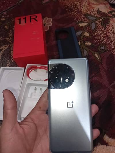one plus 11r