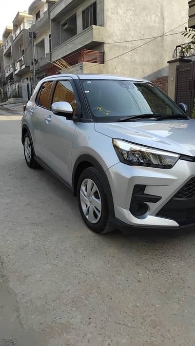 Toyota Raize 21 Model 25 Import 1st owner