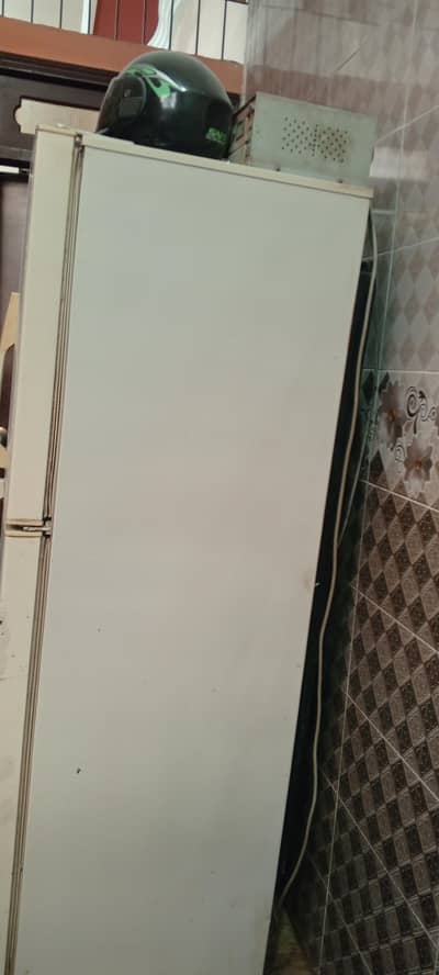 genuine fridge for selling good condition