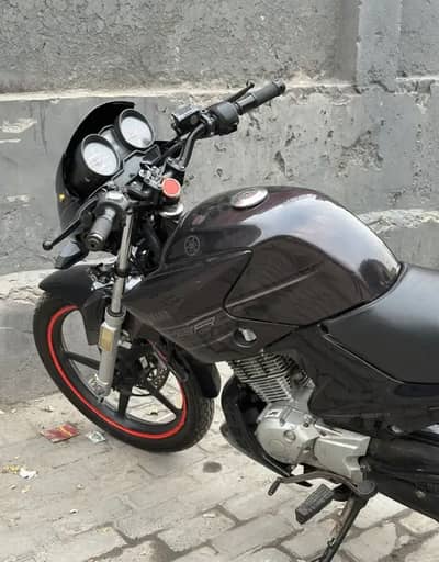 Yamaha ybr 125