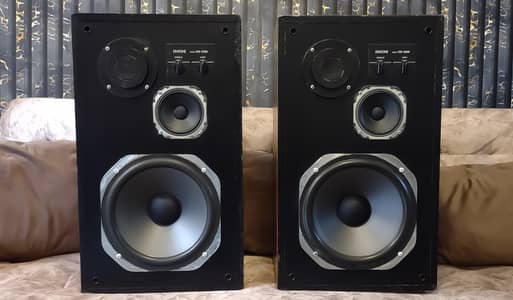 Diatone Floor Standing Speakers