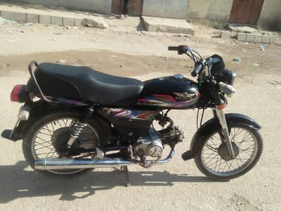 Super Star CD-70CC 2022 Model | Neat Condition | Karachi Registered