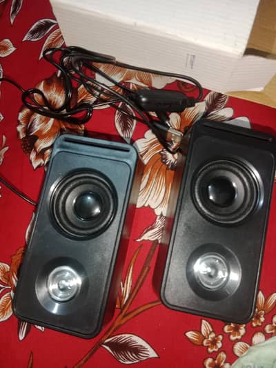 Speakers 