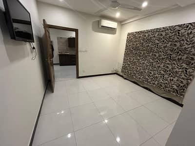 Brand New 1 Bedroom Apartment for Rent Near Bahria Expressway