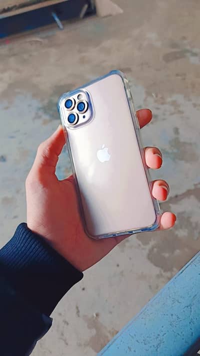 IPHONE X to 11 pro  64 GB BATTERY HEALTH 70