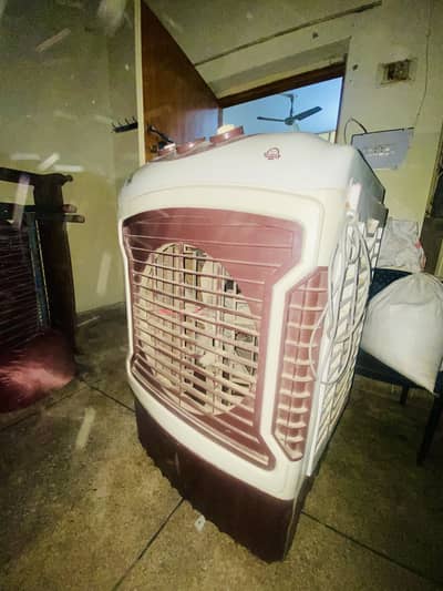 Cooler for sale contact on whatsapp 03317233717