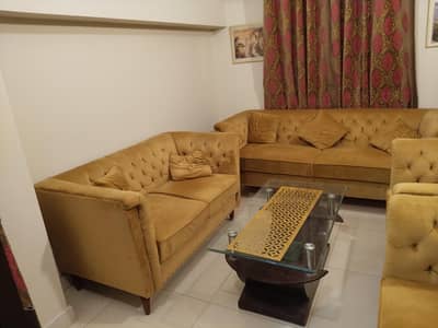 7 Seater Sofa Set with Stylish Table