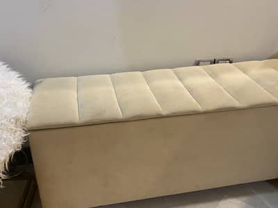 Puffy with storage box for sale