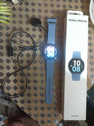 Samsung Watch 5, with Original box & charger