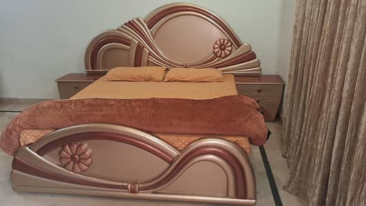 wooden bed for sale