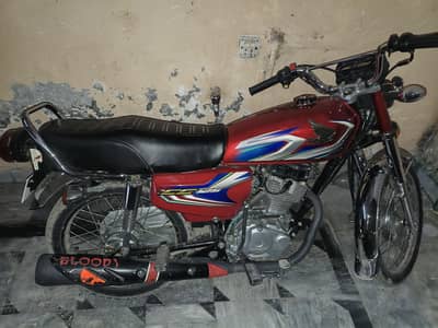 1st handed 125 Lahore registered 22 model