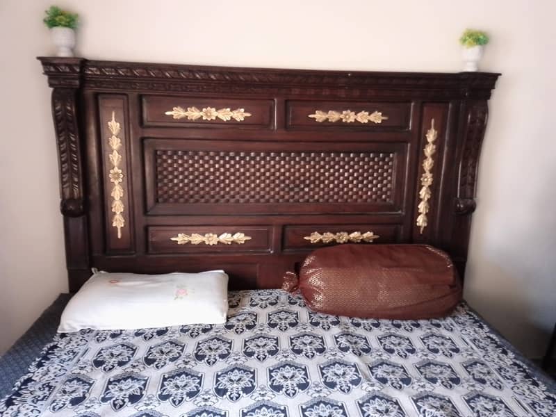 Bed dressing table 2