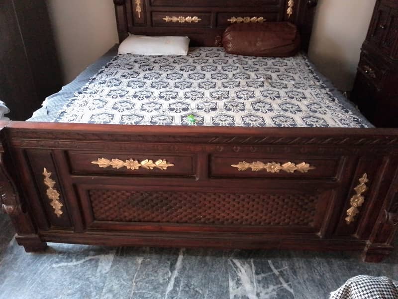 Bed dressing table 5