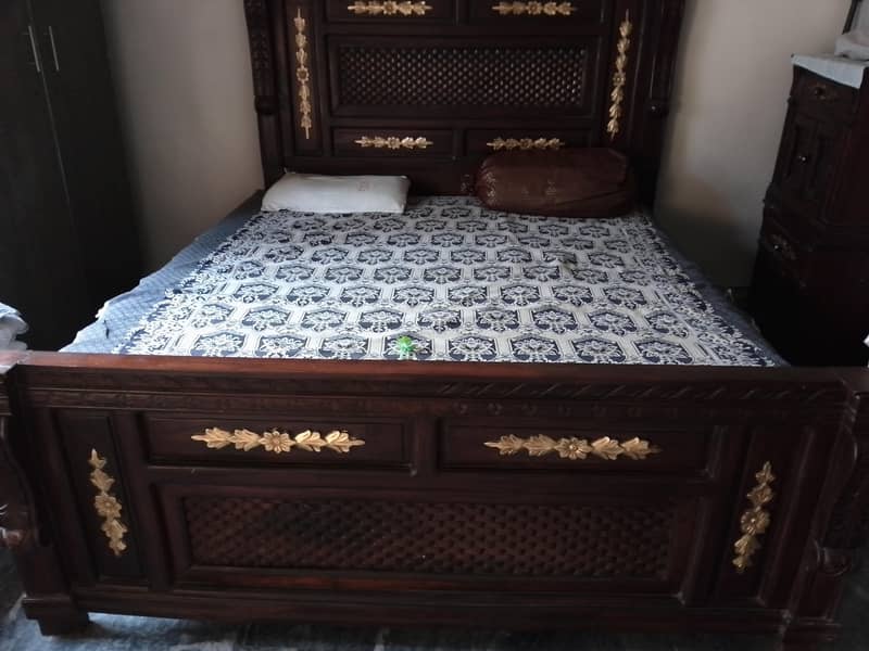 Bed dressing table 6