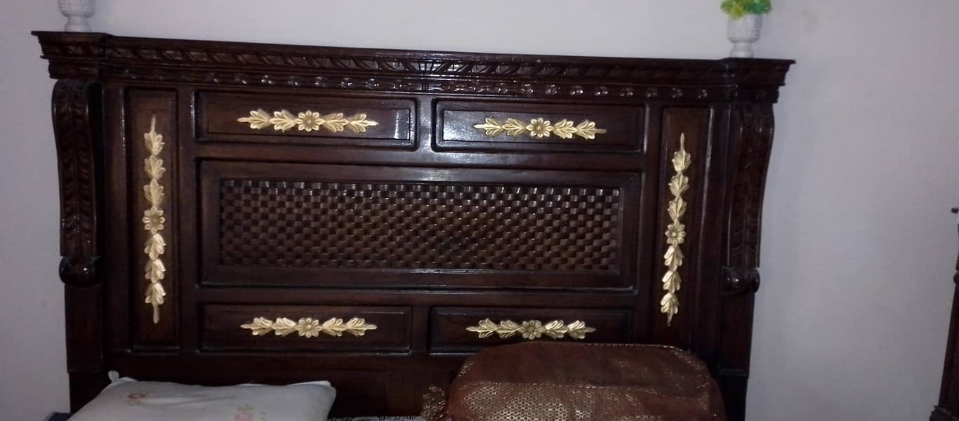 Bed dressing table 7