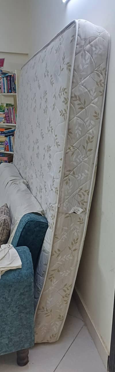 URGENT SALE MATERESS IN GOOD CONDITION