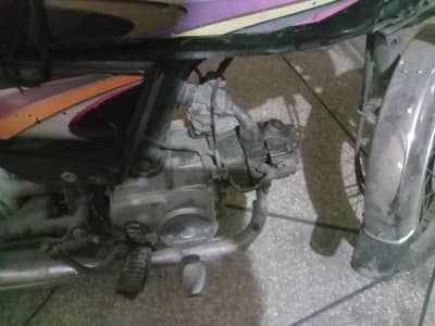 I am selling CD 70 Honda  model 2009