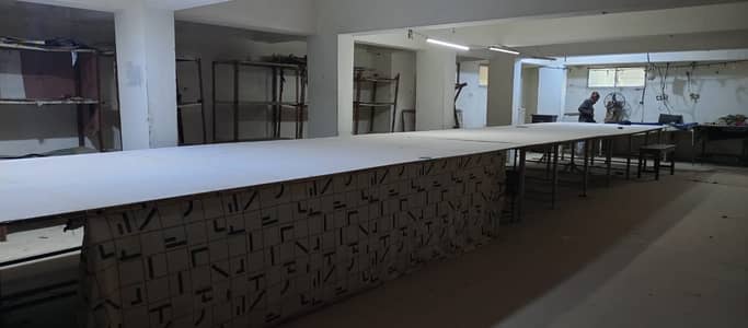 Cutting Table 45ft x 8ft for Commercial Use