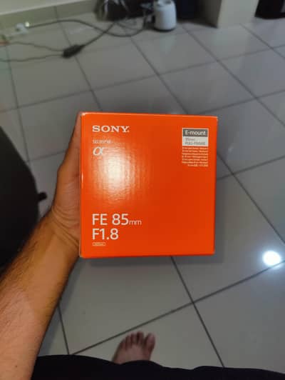 Sony 85mm 1.8 new Lens
