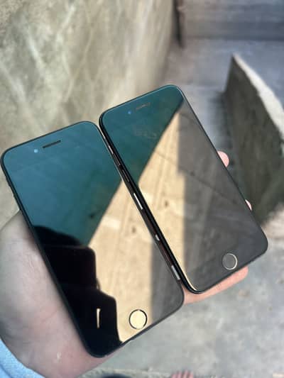 IPhone 7 both