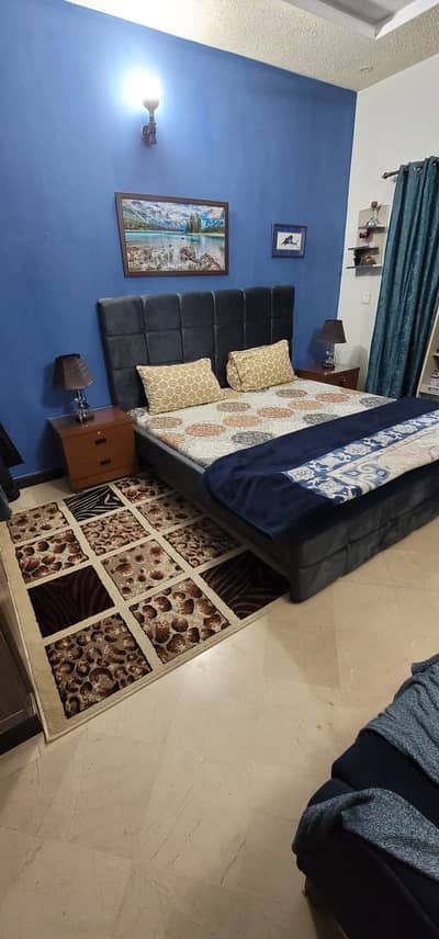 Bedset for sale without mattress