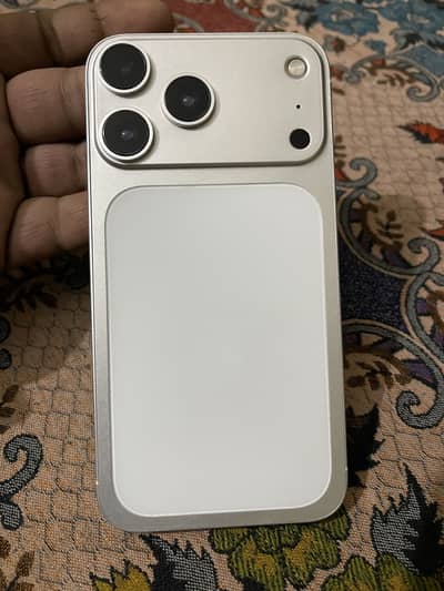 iPhone XR converted to 17 pro 128 gb