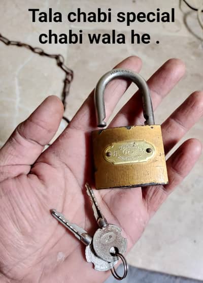 lock aur chains