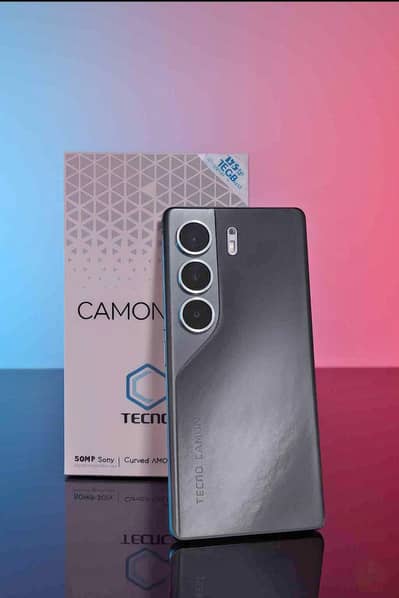 Tecno Camon 40 pro 256/8 With complete box