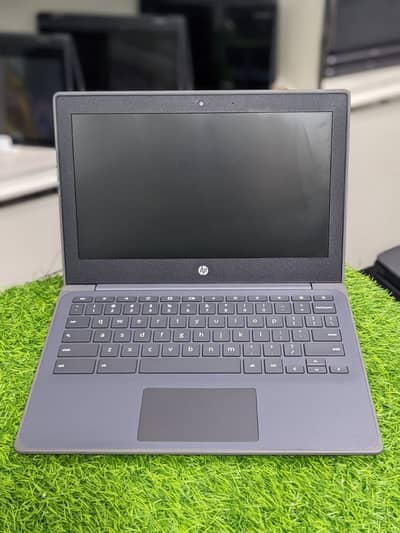 HP Chromebook 11G8 4GB RAM 32GB Storage Builtin Playstore 2029 Update!