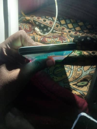 seling phone vivo 4+4 64 al ok good condition 10 10