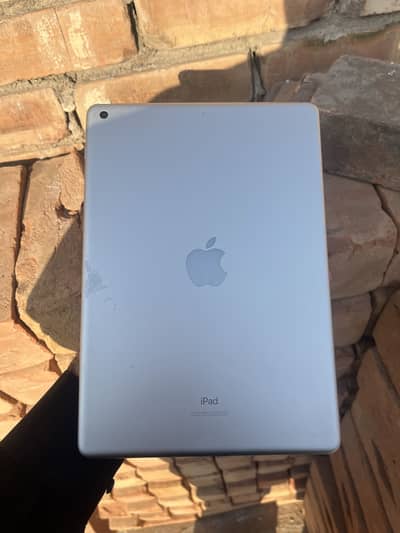 Apple IPad 8th generation 32gb WiFi