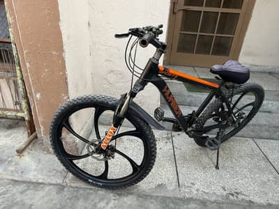 Mountain Cycle with gairs