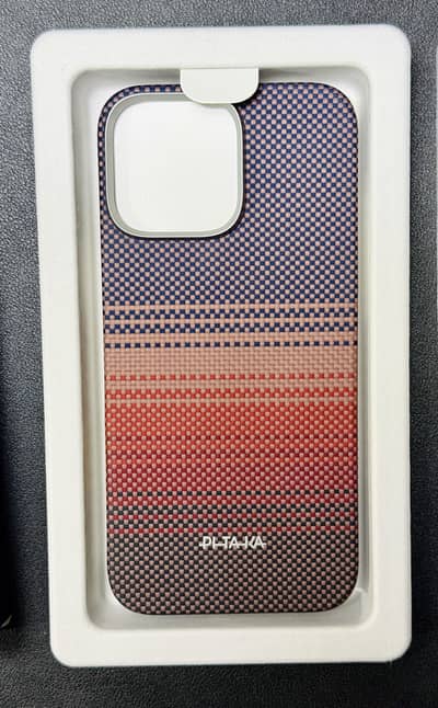 Pitaka Ulta Slim Case iPhone 16 Pro Max