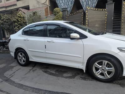 honda city. 2018 model  condition 10 by 10