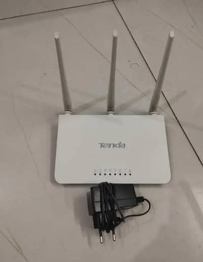 Tenda F3 router