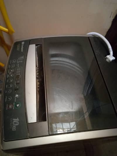 10 kg fully automatic washing machine.