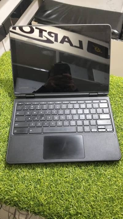 Lenovo 300E Chromebook Touch 360 4GB RAM 32GB Storage with playstore!